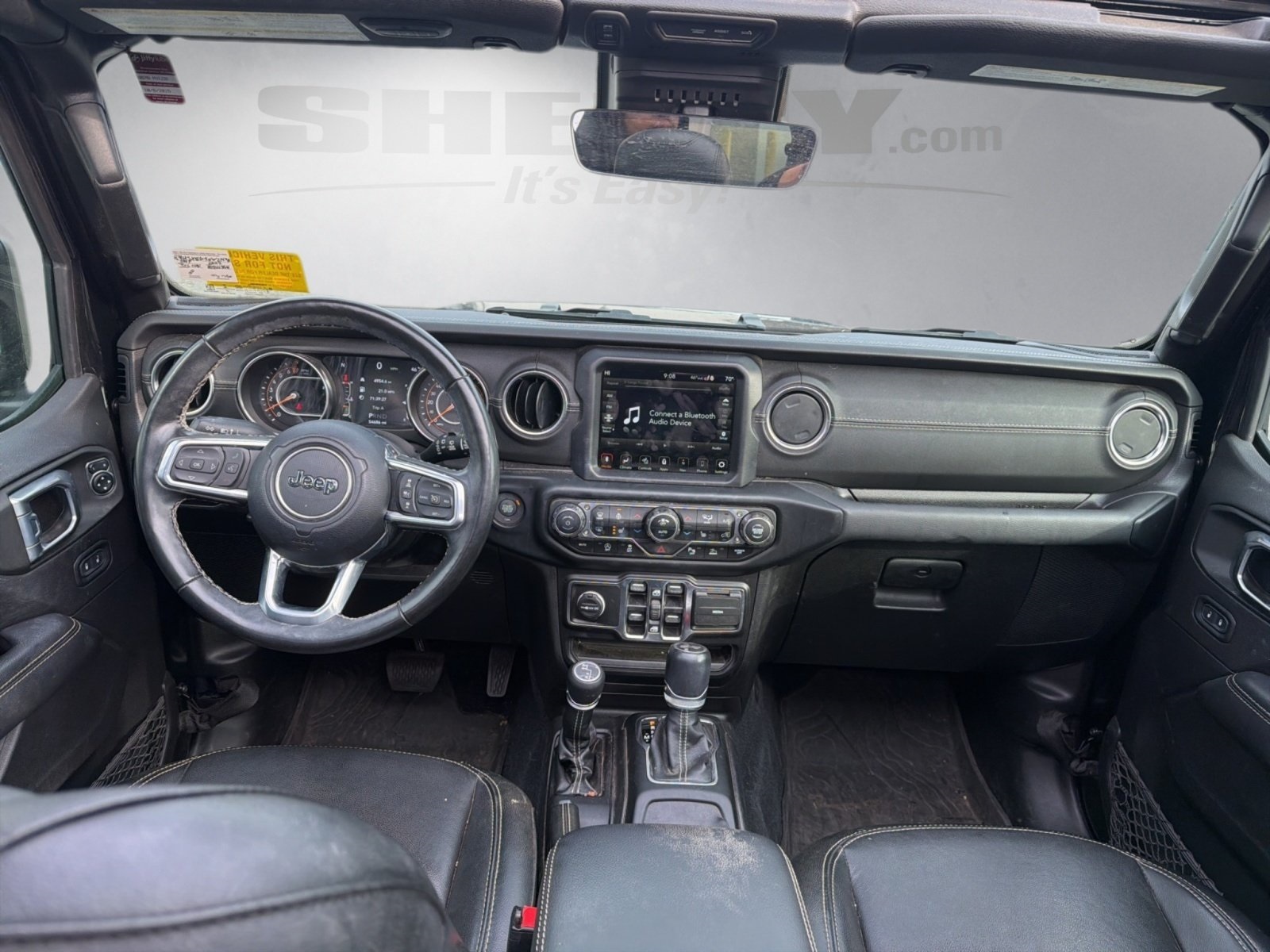 2022 Jeep Wrangler Unlimited Sahara photo 3