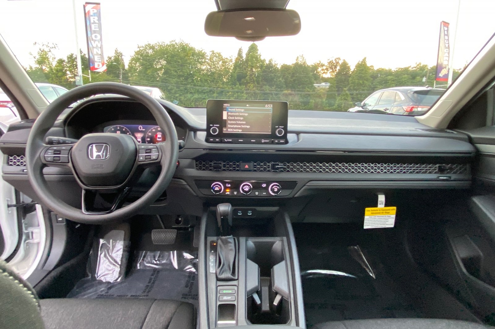 2025 Honda Accord LX photo 12