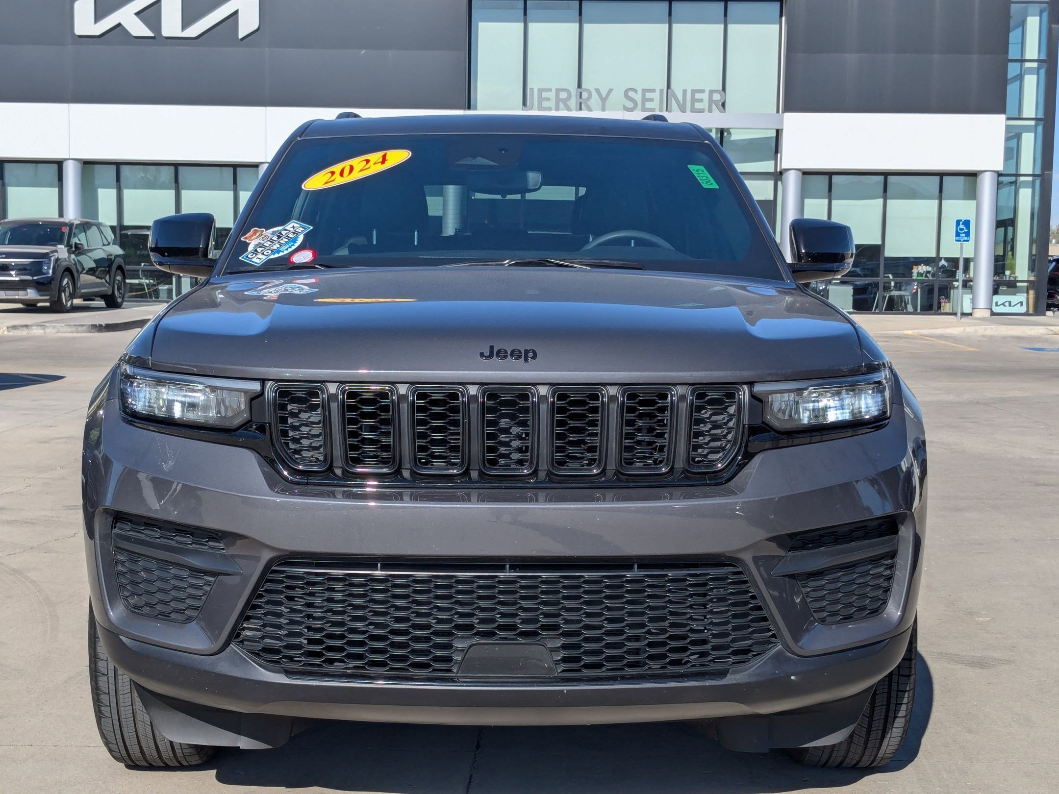 2024 Jeep Grand Cherokee Altitude X photo 8
