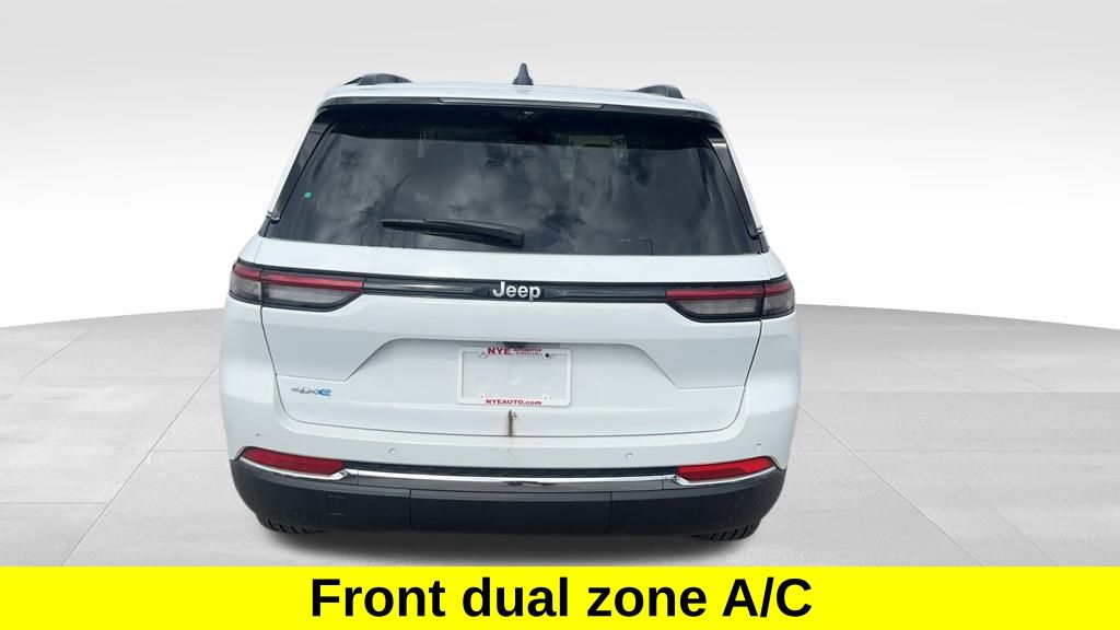 2024 Jeep Grand Cherokee Base 4xe photo 4