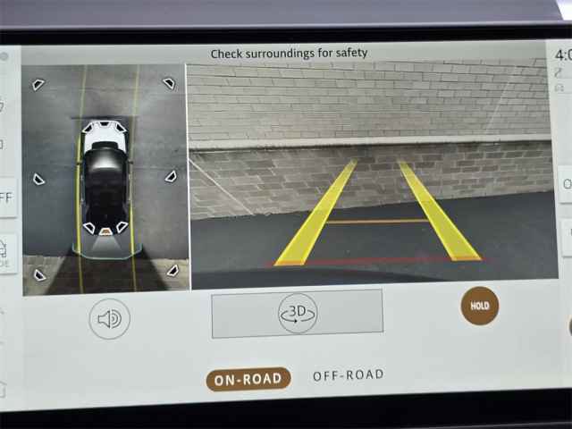 2025 Land Rover Discovery Sport S photo 3
