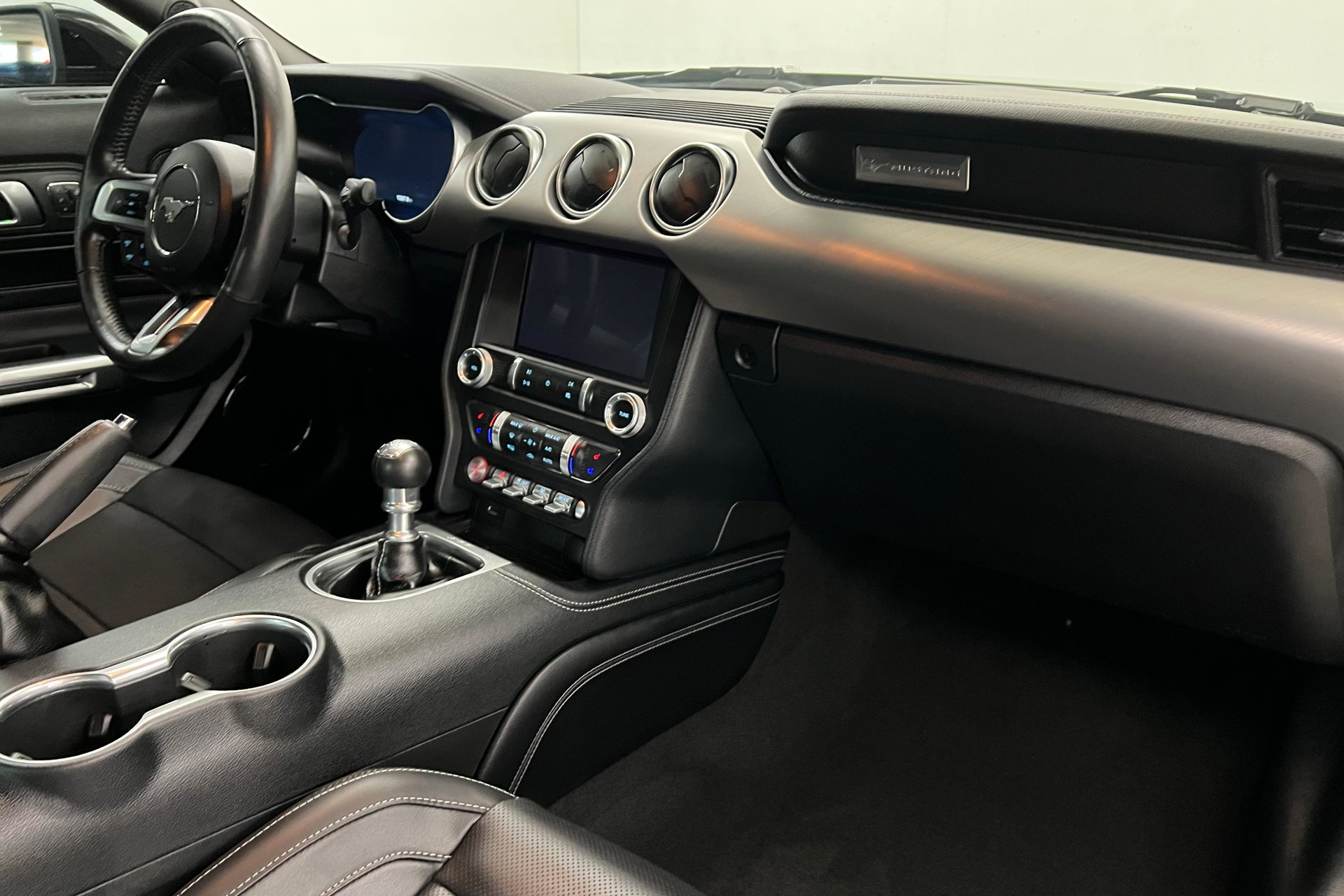 2022 Ford Mustang GT Premium photo 19