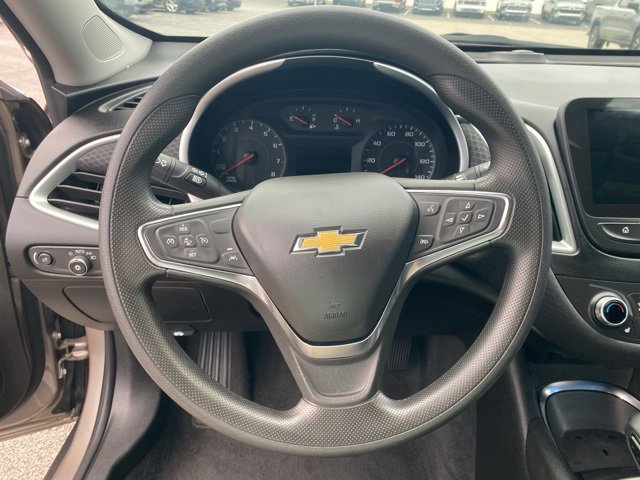 2024 Chevrolet Malibu 1LT photo 16
