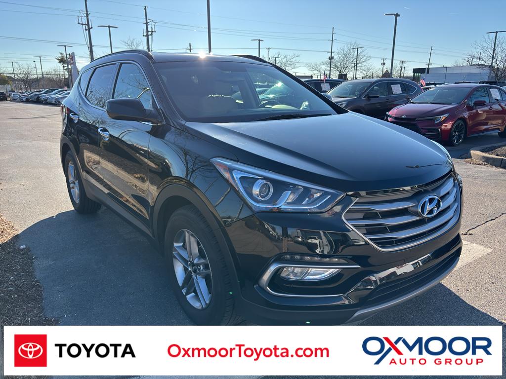 2017 Hyundai Santa Fe Base's photo