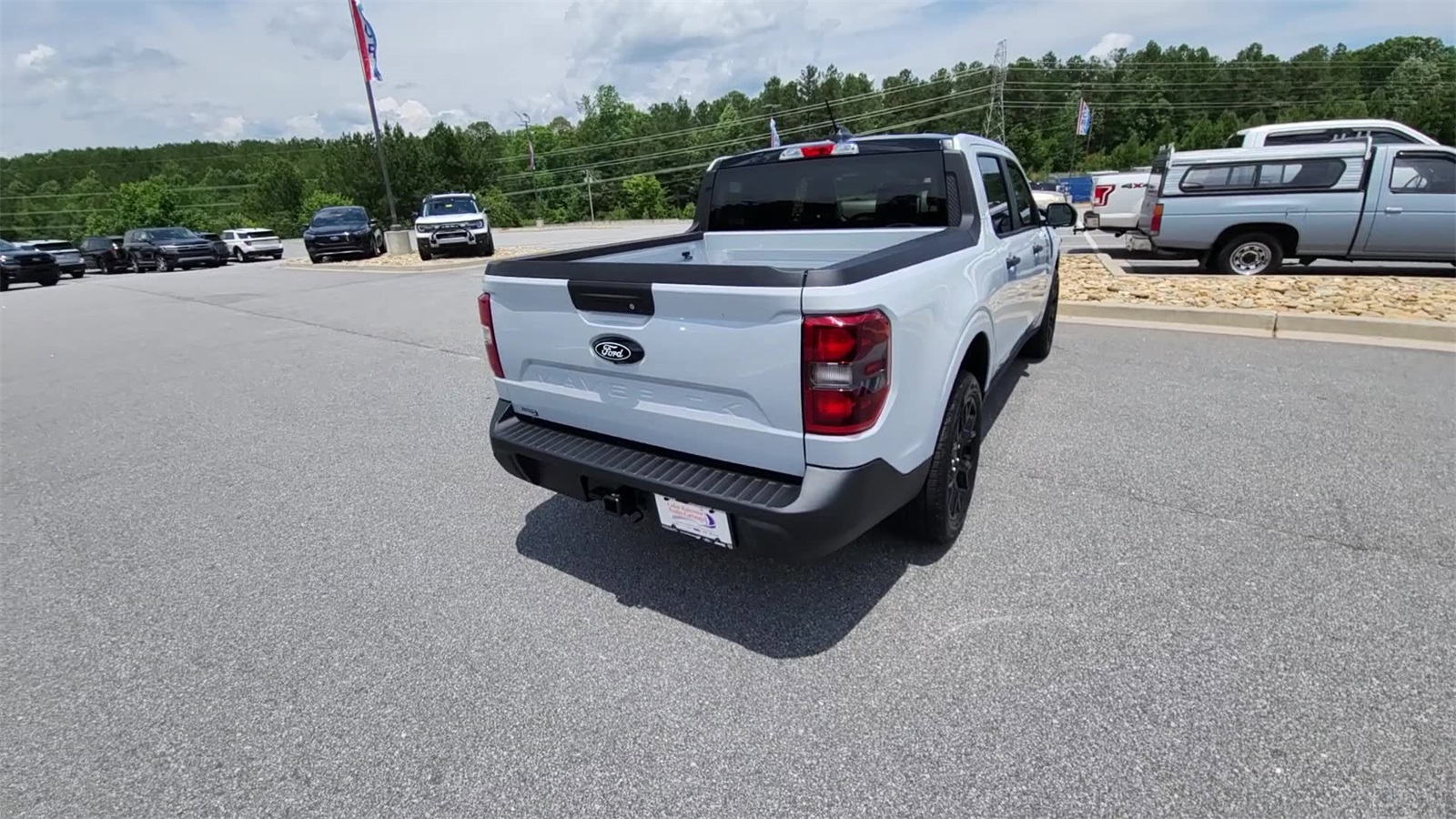 2025 Ford Maverick XLT photo 5