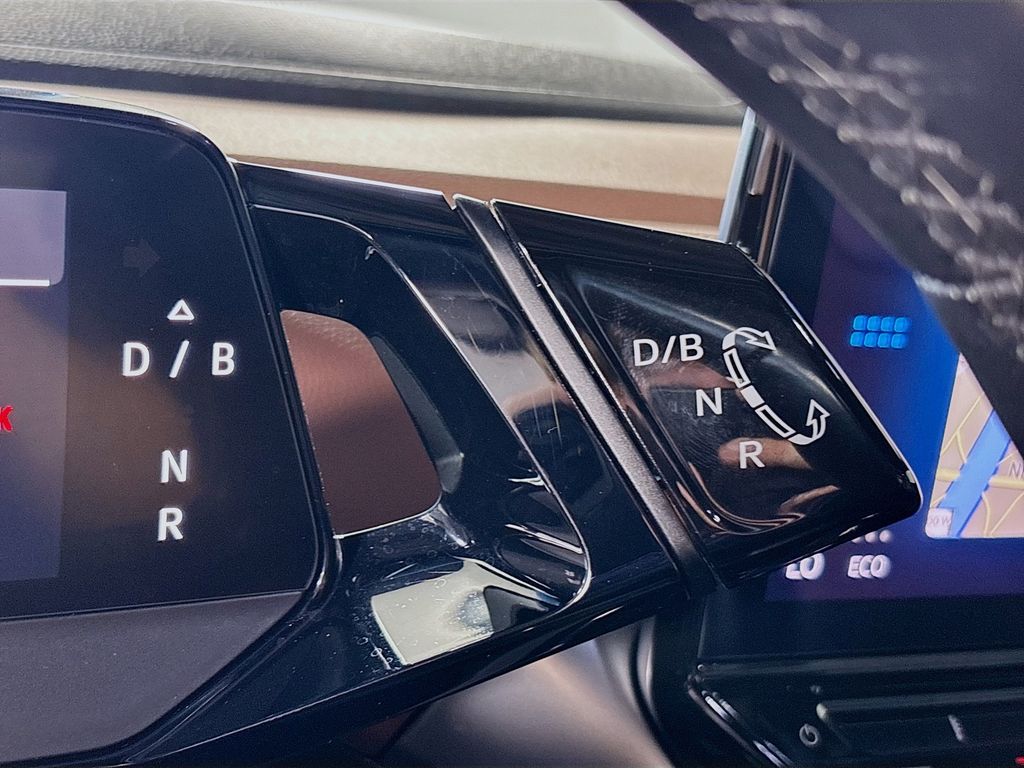 2021 Volkswagen ID.4 Pro S photo 18