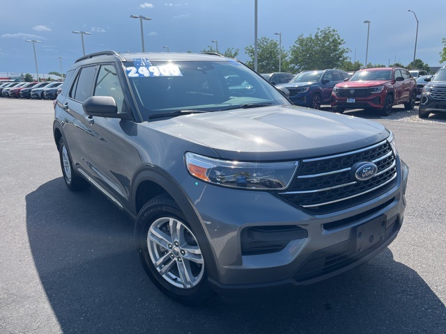 2021 Ford Explorer XLT photo 7