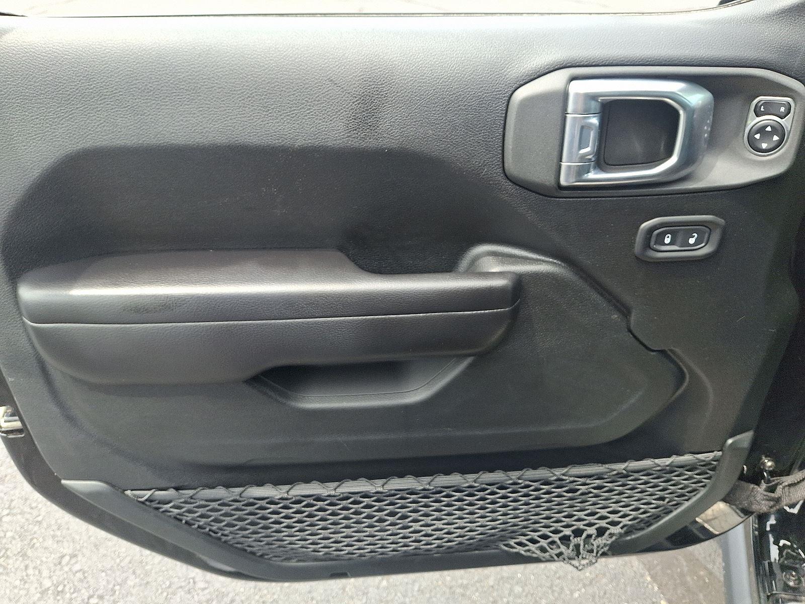 2021 Jeep Wrangler Unlimited Islander photo 12