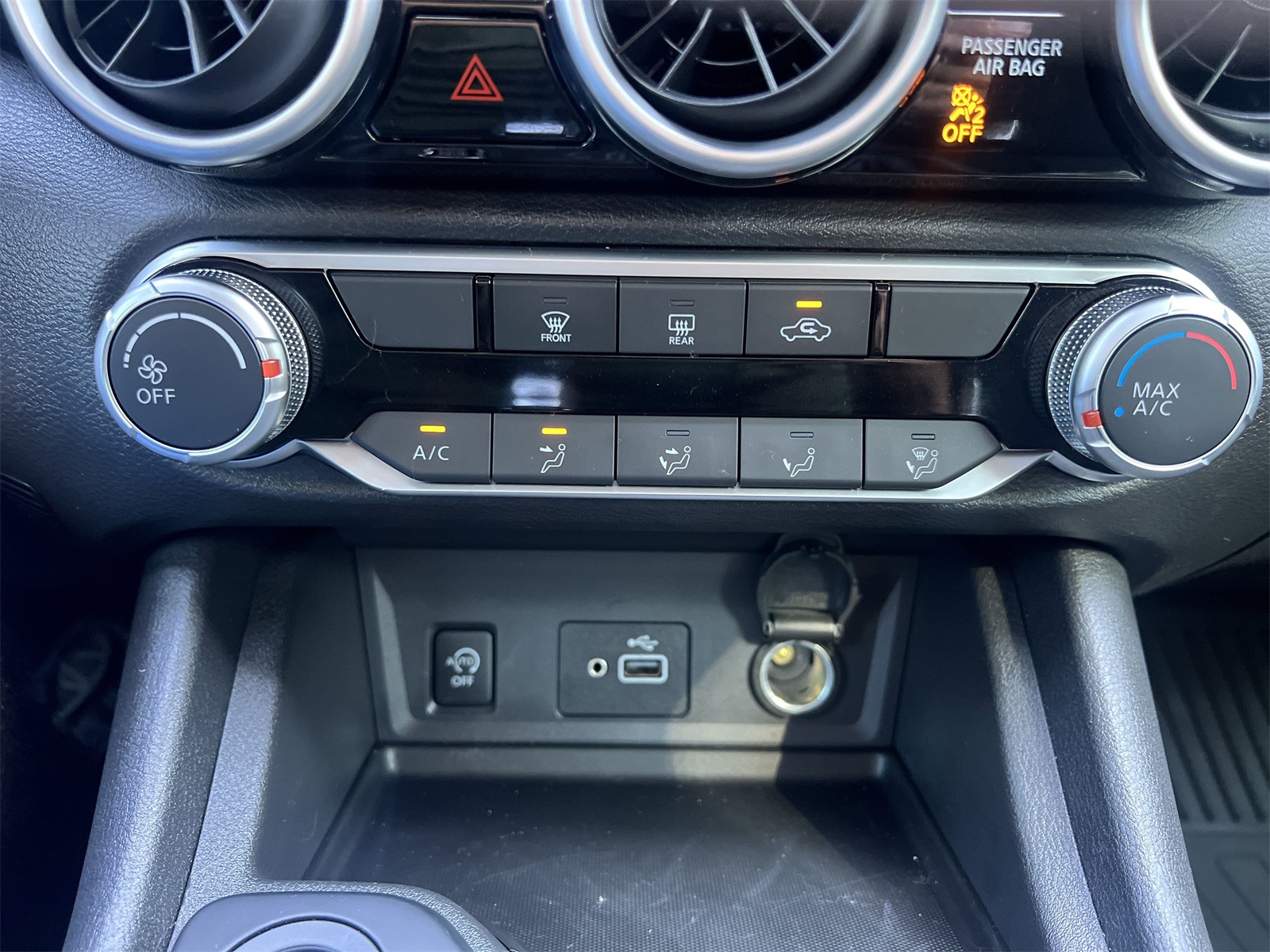 2025 Nissan Sentra S photo 6