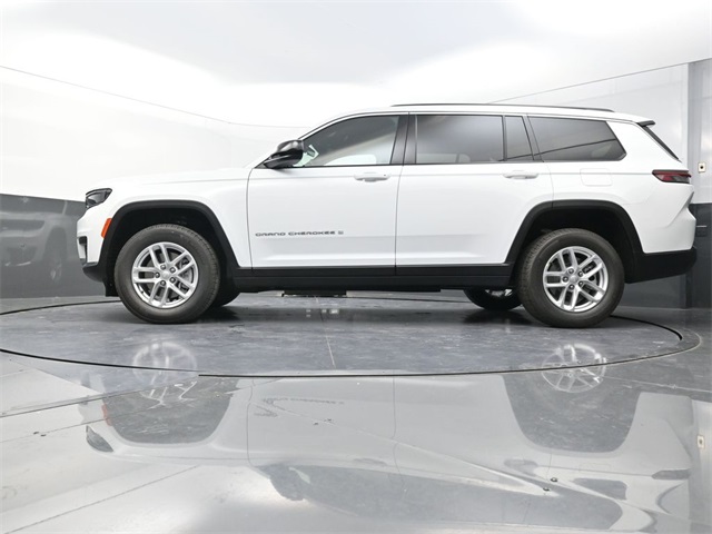 2025 Jeep Grand Cherokee Laredo X photo 19