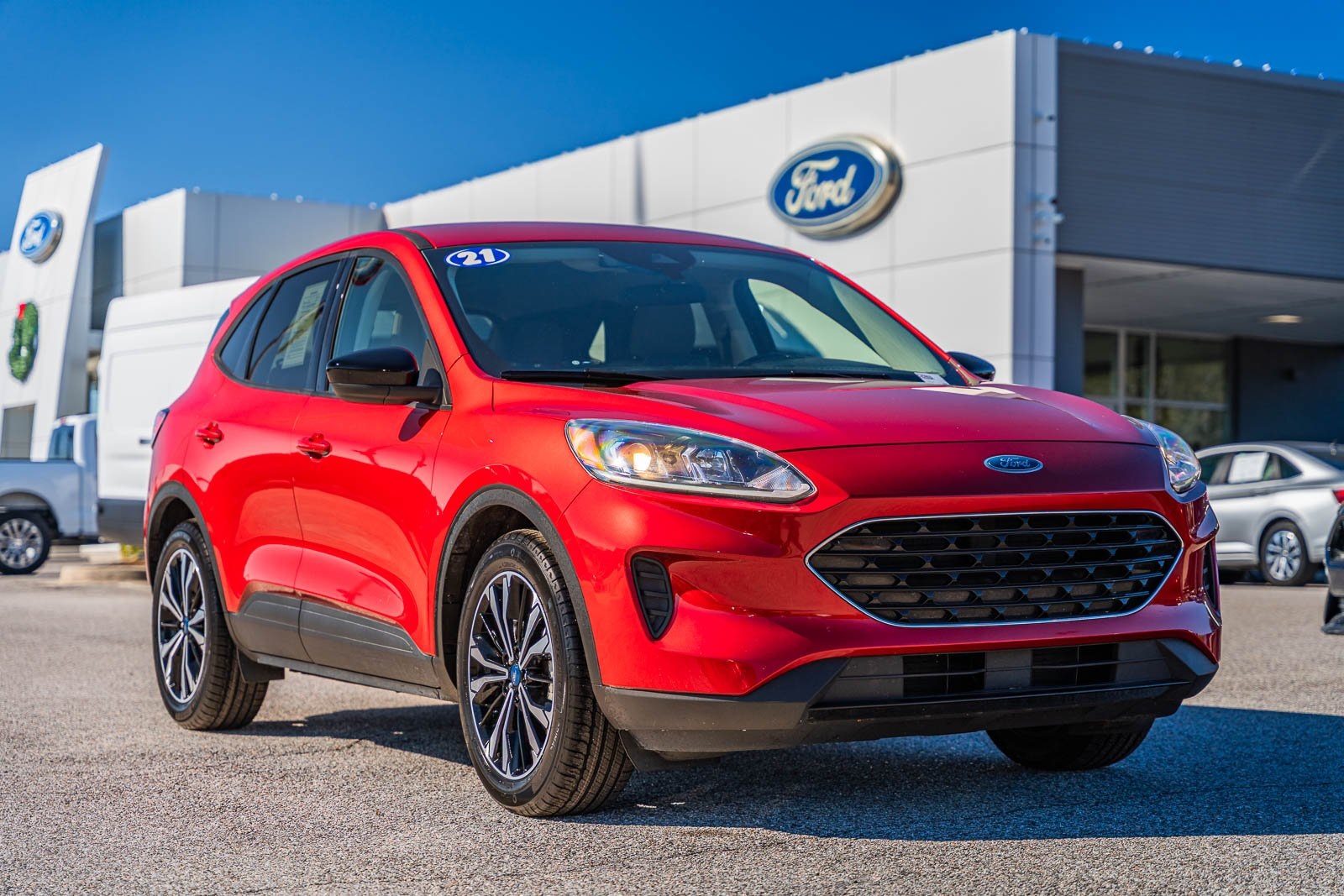 2021 Ford Escape SE's photo