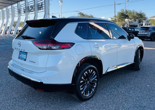 2024 Nissan Rogue Platinum photo 4
