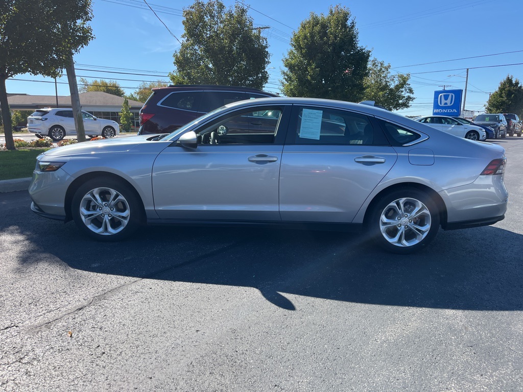 2023 Honda Accord LX photo 3