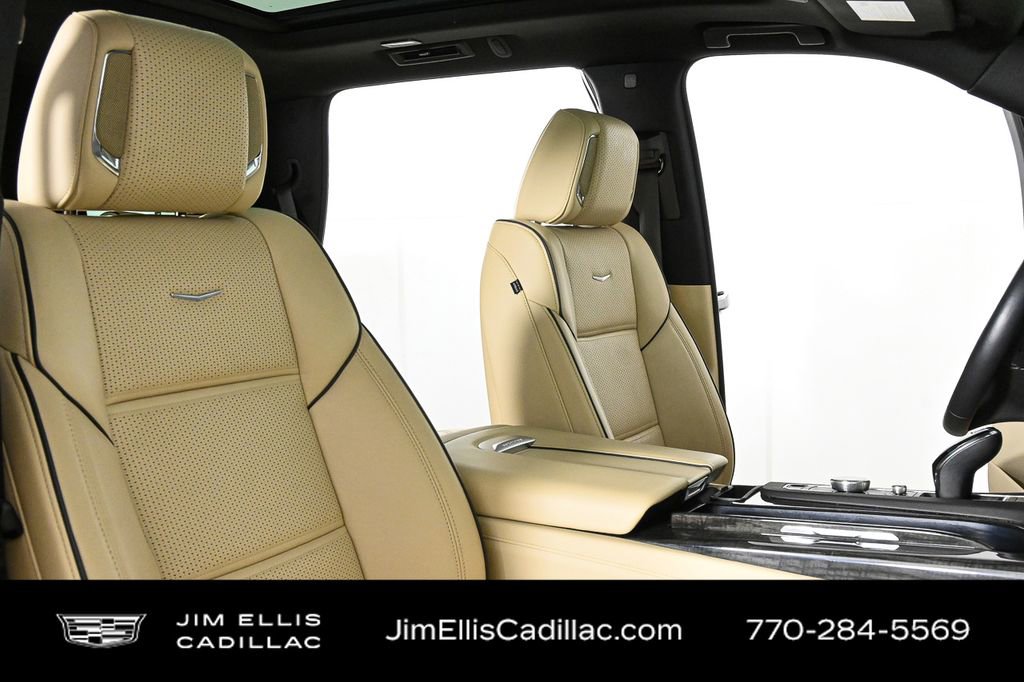2024 Cadillac Escalade Premium Luxury photo 22