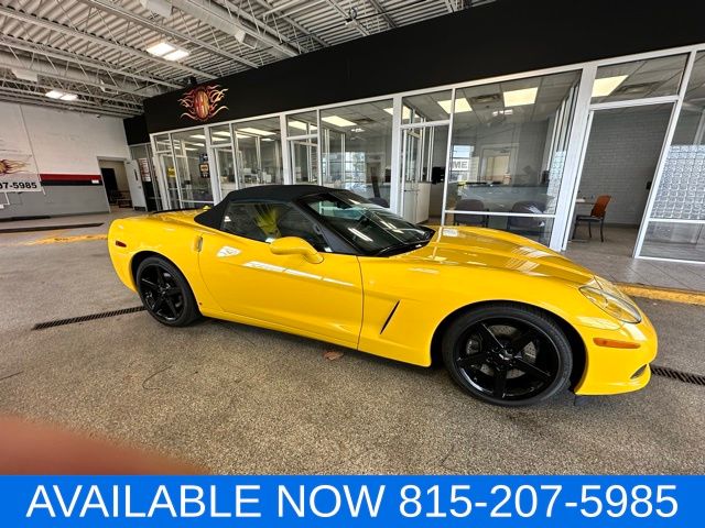 Image 3 of Pre-Owned 2005 Chevrolet Corvette Base