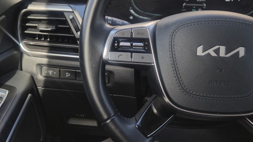 2025 Kia Telluride S photo 20