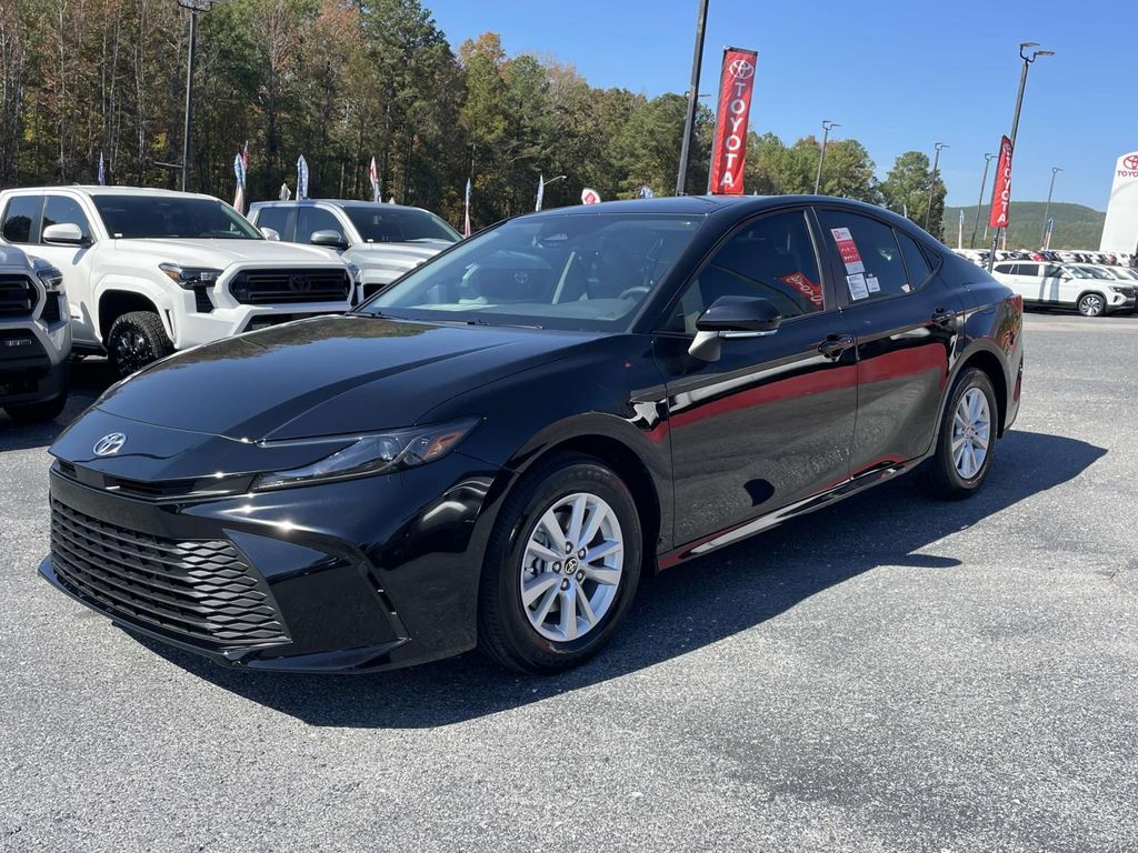 2026 Toyota Camry LE photo 4