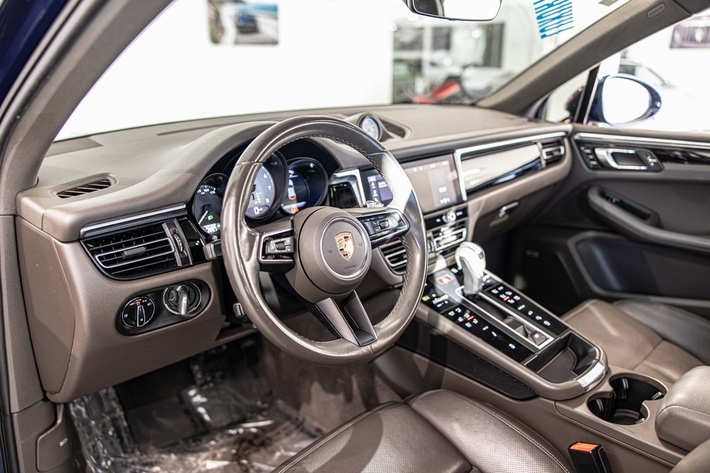 2022 PORSCHE MACAN - Image 19