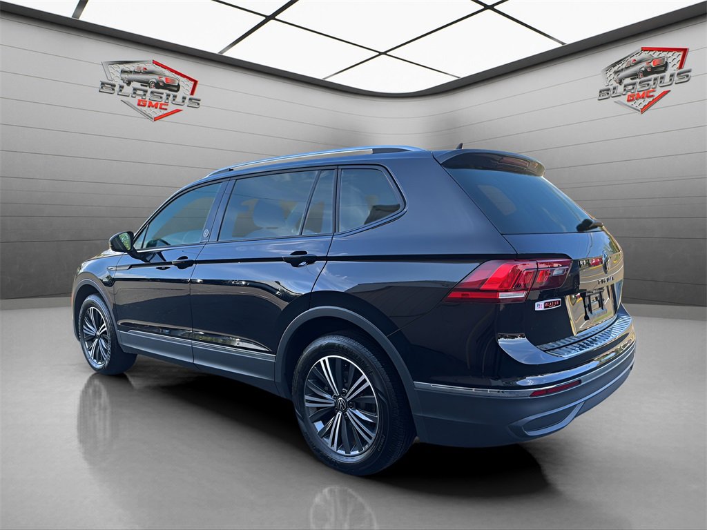 2024 Volkswagen Tiguan Wolfsburg Edition photo 3