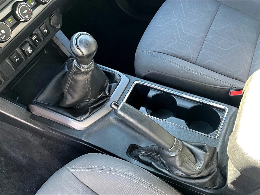 2019 Toyota Tacoma TRD Sport photo 20