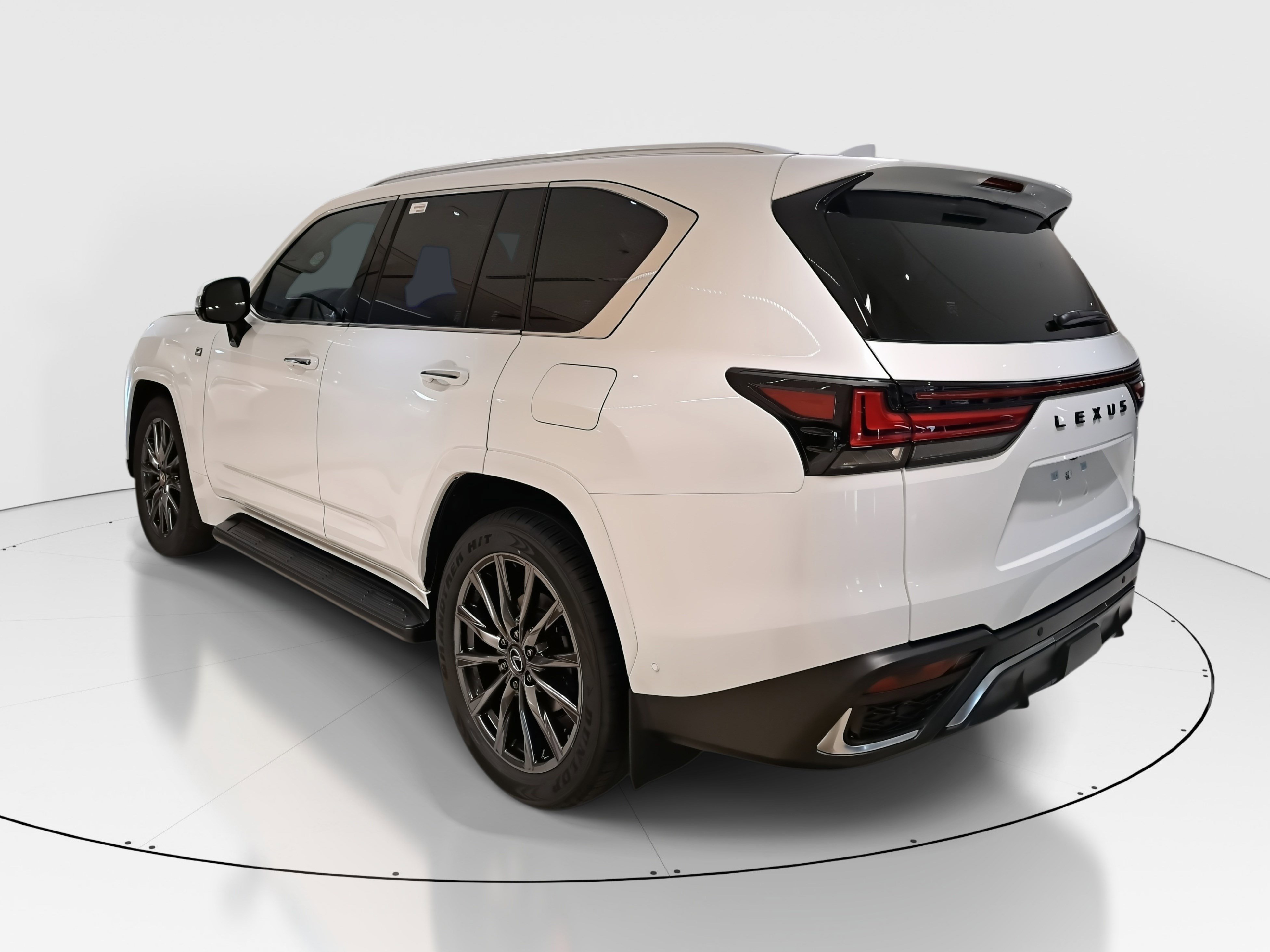 2025 Lexus LX F SPORT Handling photo 3