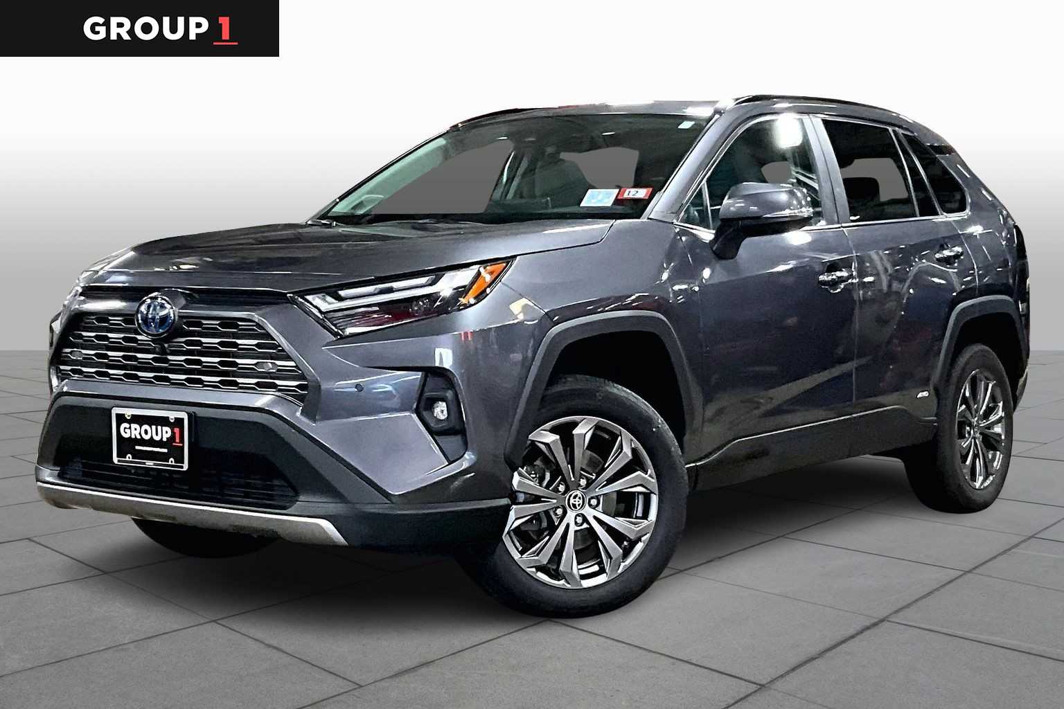 2022 Toyota RAV4 Limited's photo