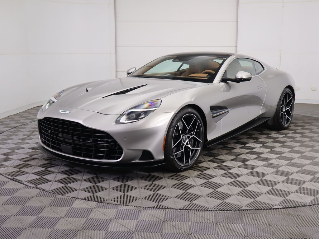 New 2026 Aston Martin Vanquish's photo