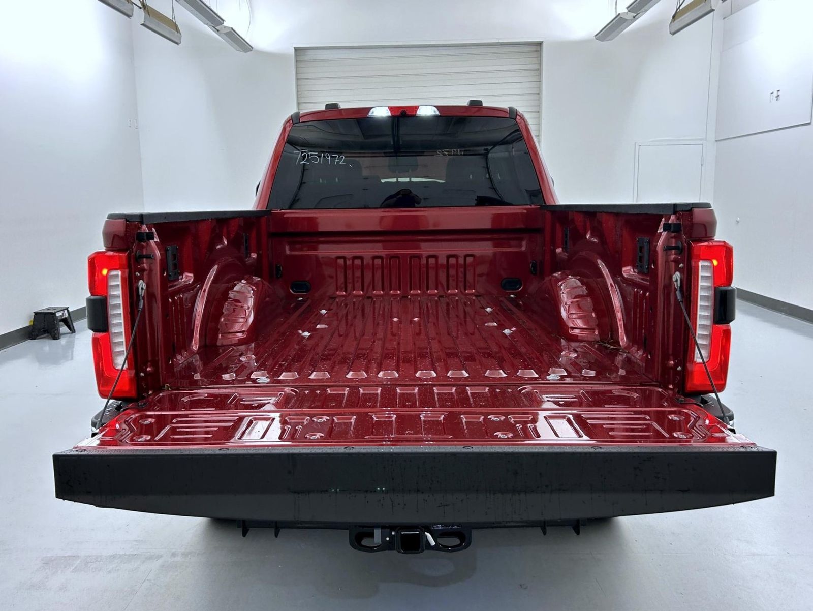 2025 Ford F-250 XLT photo 16