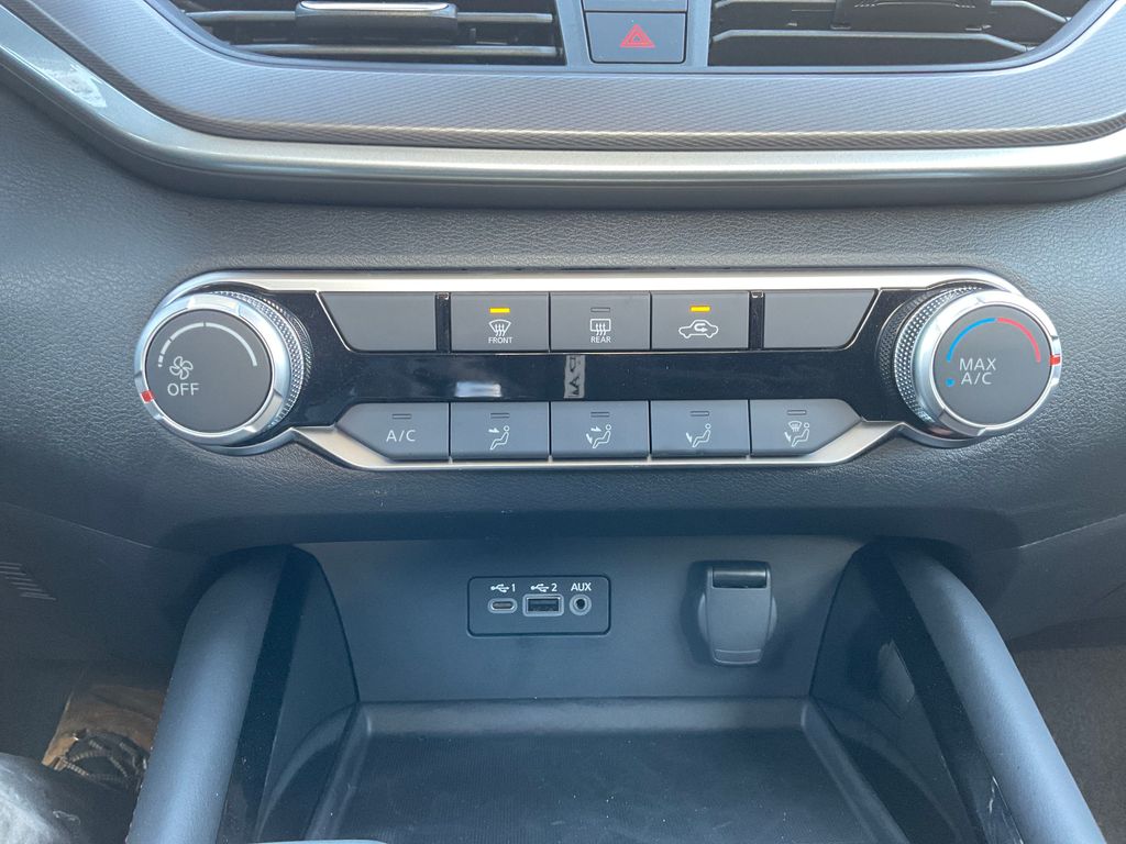 2025 Nissan Altima 2.5 SR photo 22