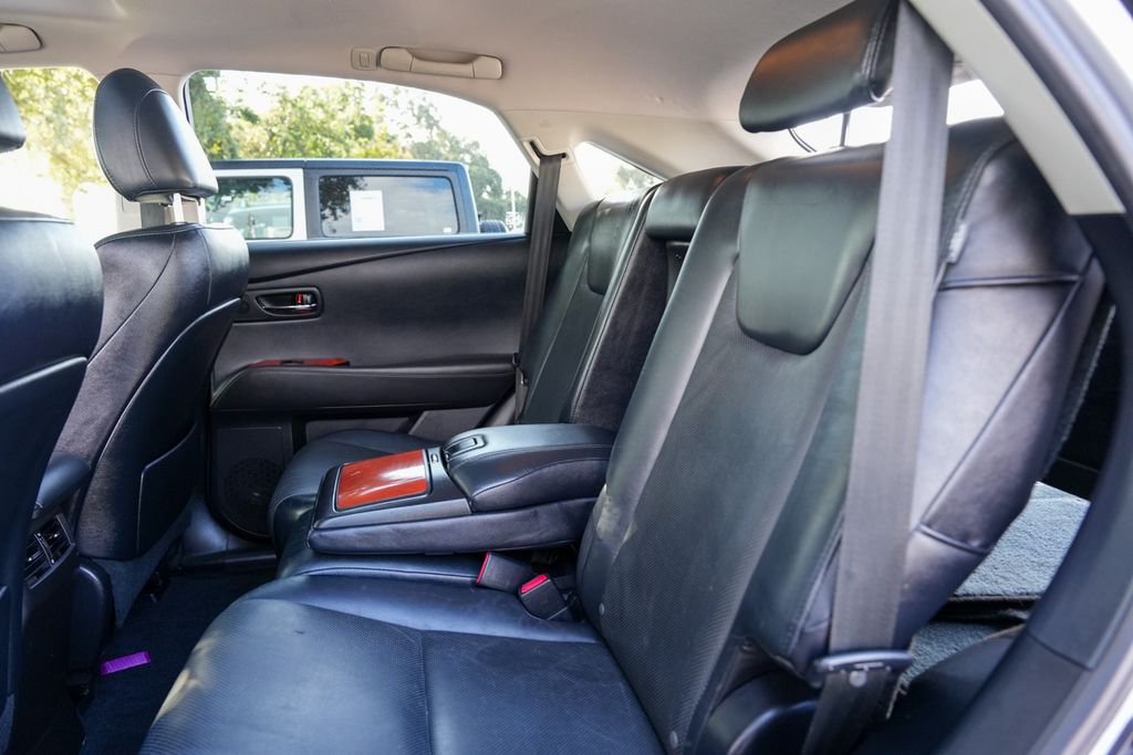 2010 Lexus RX 450h photo 30
