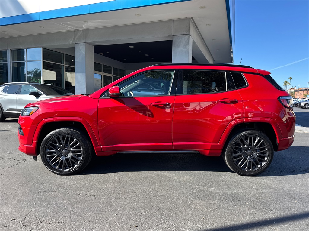 2023 Jeep Compass Red Edition photo 3