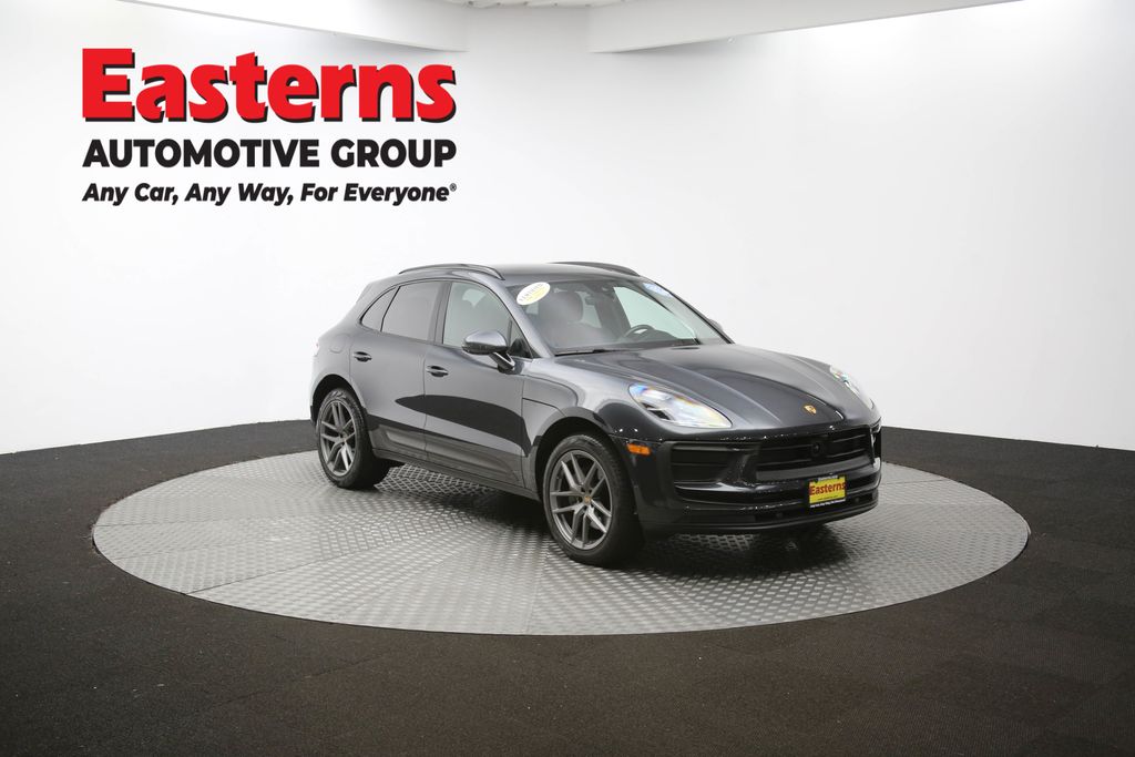 2024 Porsche Macan Base photo 41