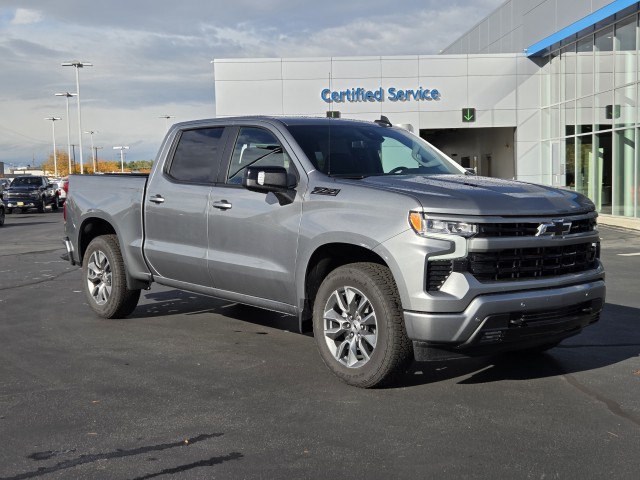 2026 Chevrolet Silverado 1500 RST photo 3