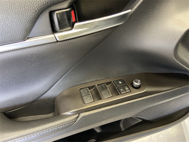 2021 Toyota Camry XSE photo 22