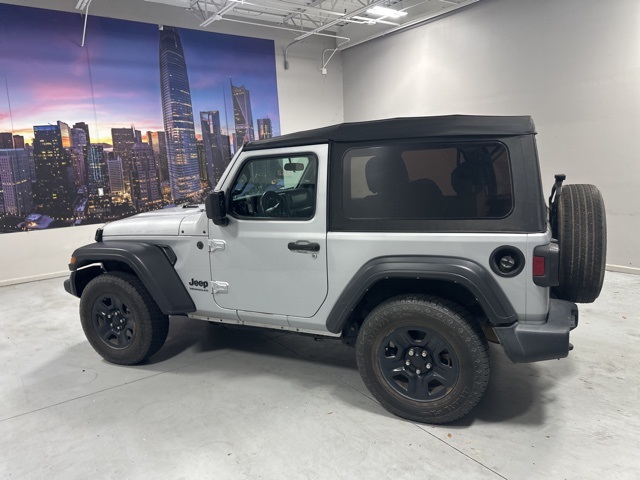 2022 Jeep Wrangler Sport photo 4
