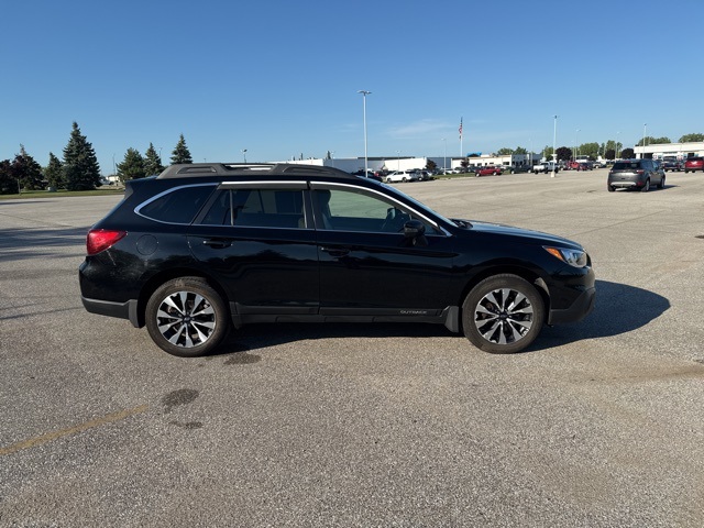 2017 Subaru Outback 2.5i photo 3