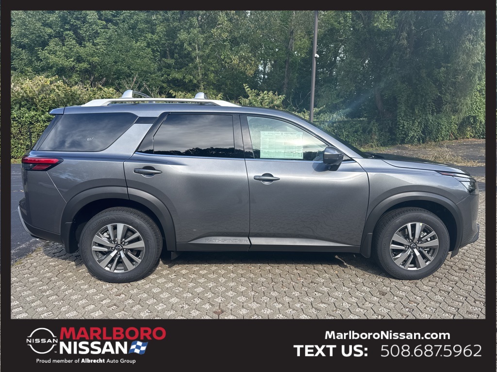 2025 Nissan Pathfinder SL photo 6