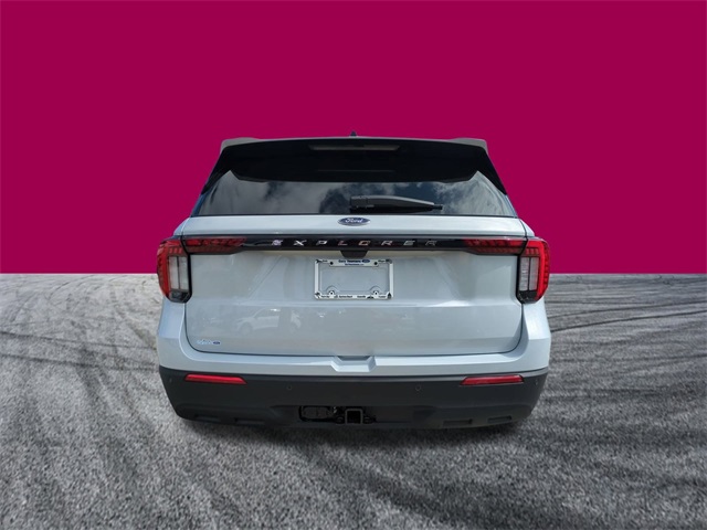 2026 Ford Explorer Sport photo 3