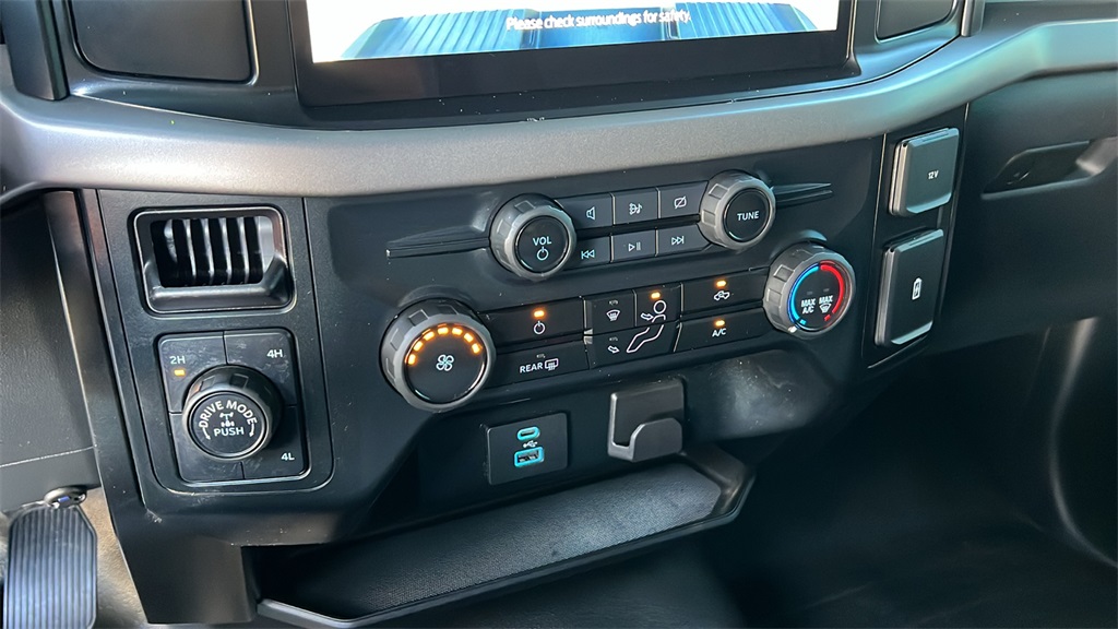 2024 Ford F-150 XL photo 10