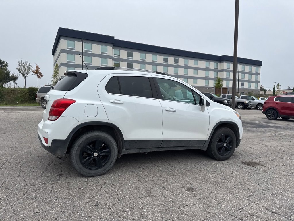 2018 Chevrolet Trax LT photo 16