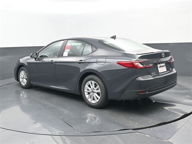 2026 Toyota Camry LE photo 2