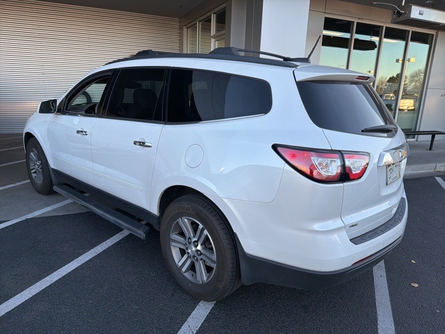 2016 Chevrolet Traverse 2LT photo 4