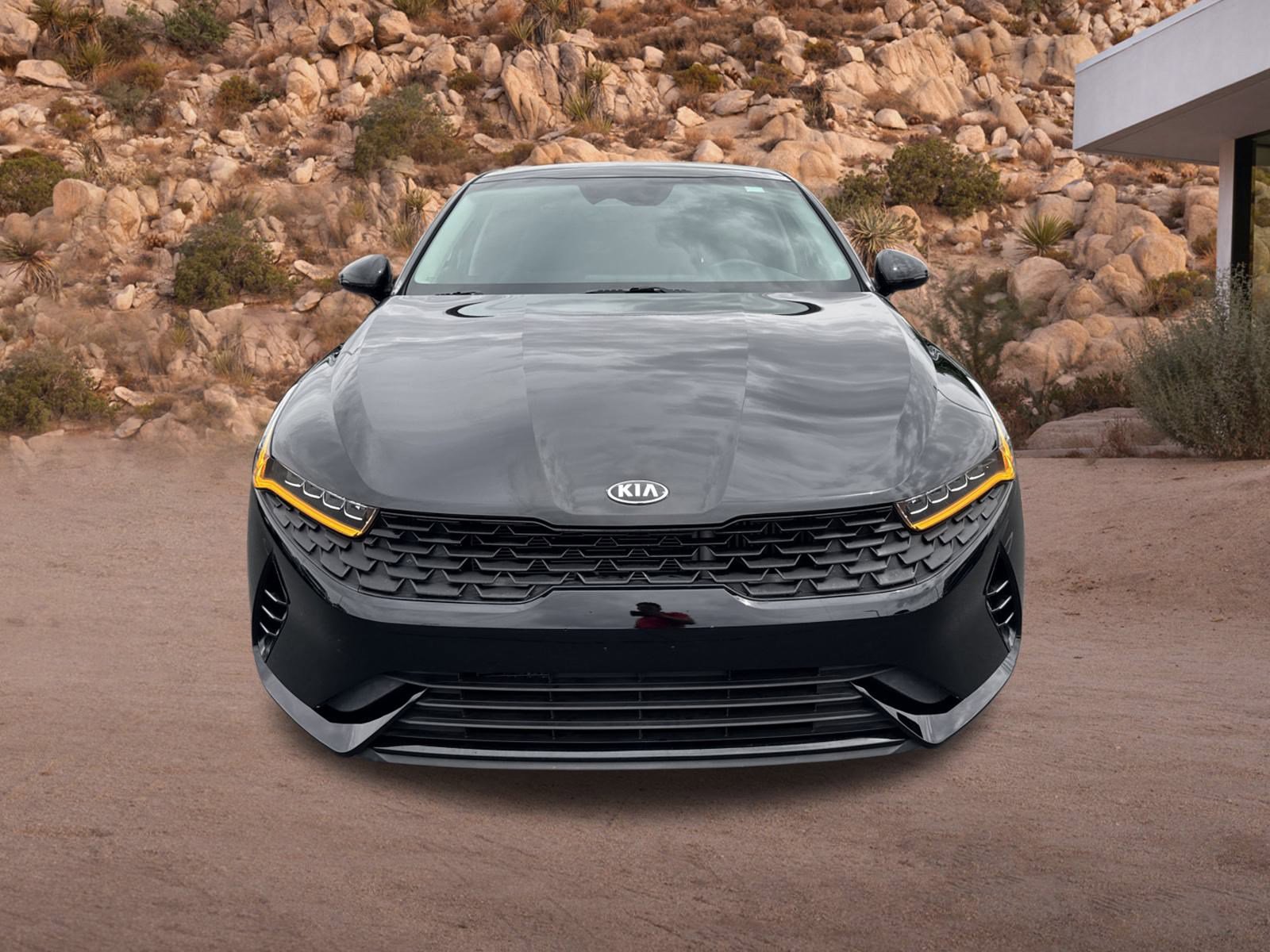 2021 Kia K5 EX photo 2