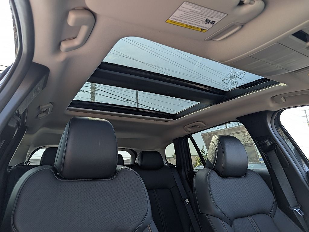 2025 Mazda CX-50 Premium Plus photo 16