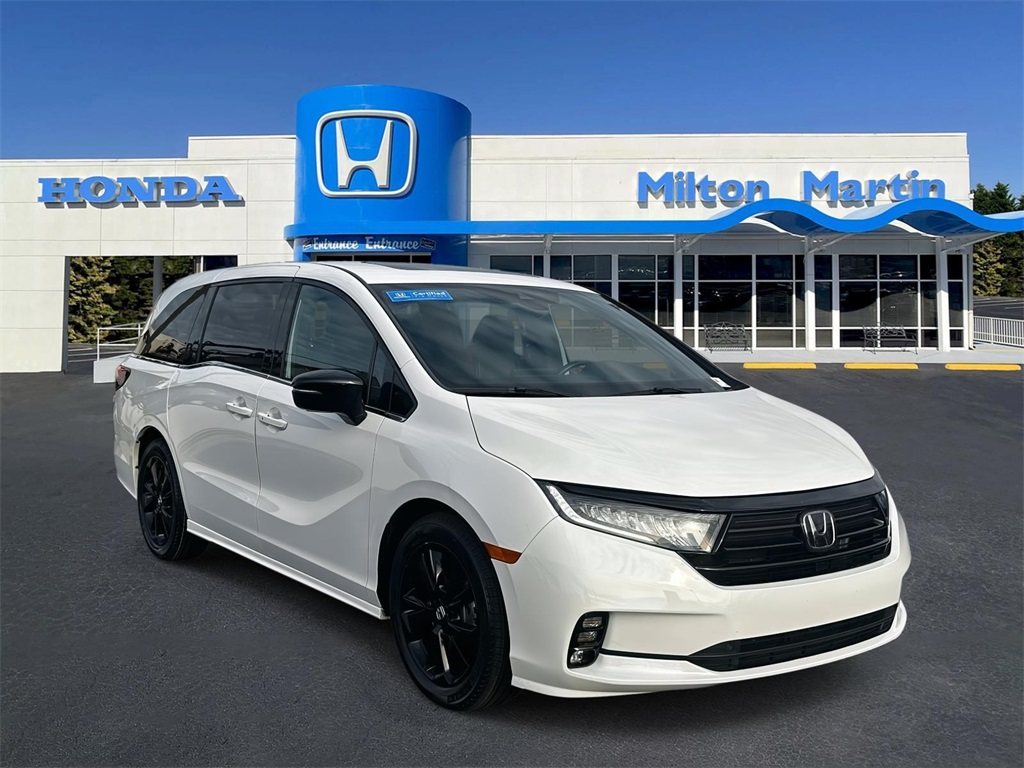 2023 Honda Odyssey SPORT's photo