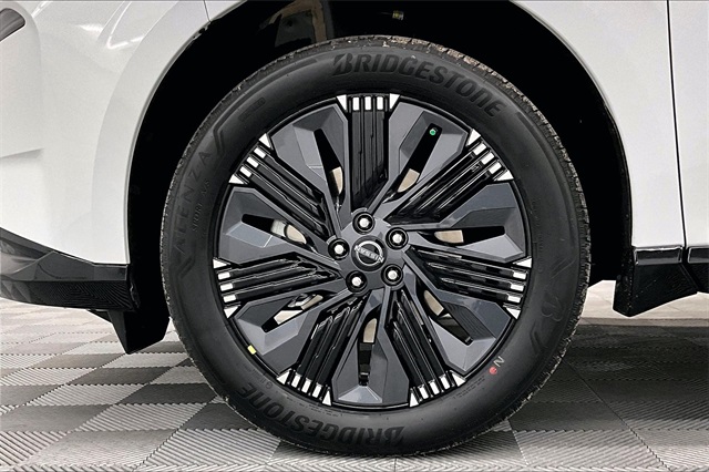2025 Nissan Murano Platinum photo 12