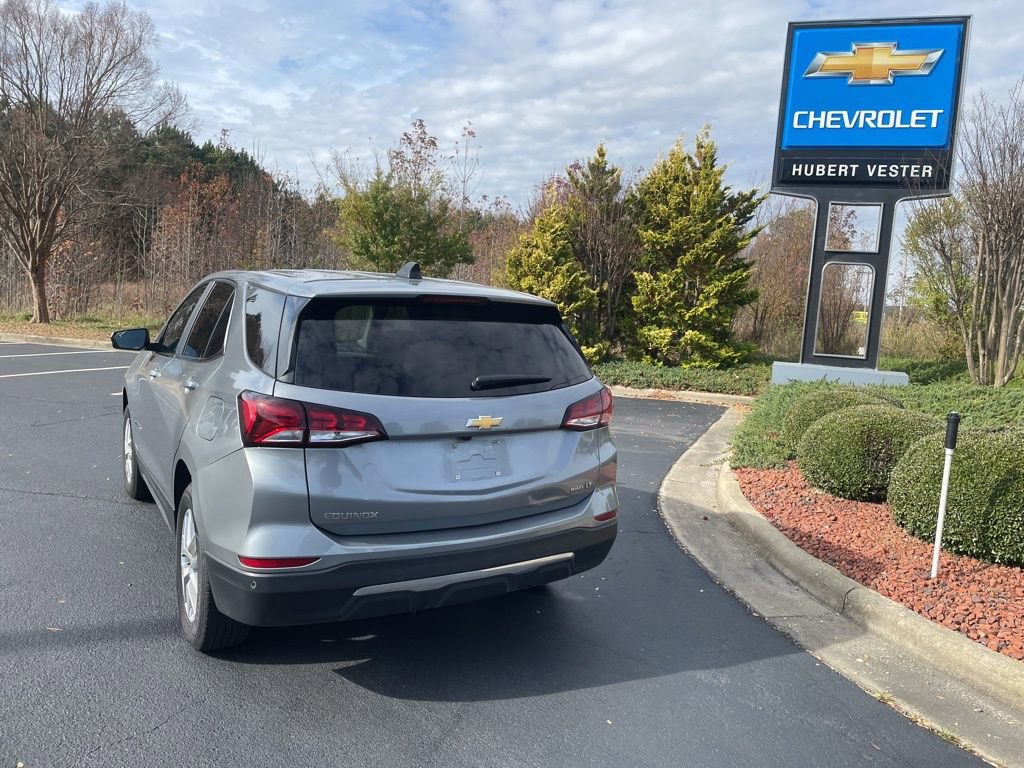 2024 Chevrolet Equinox LT photo 4