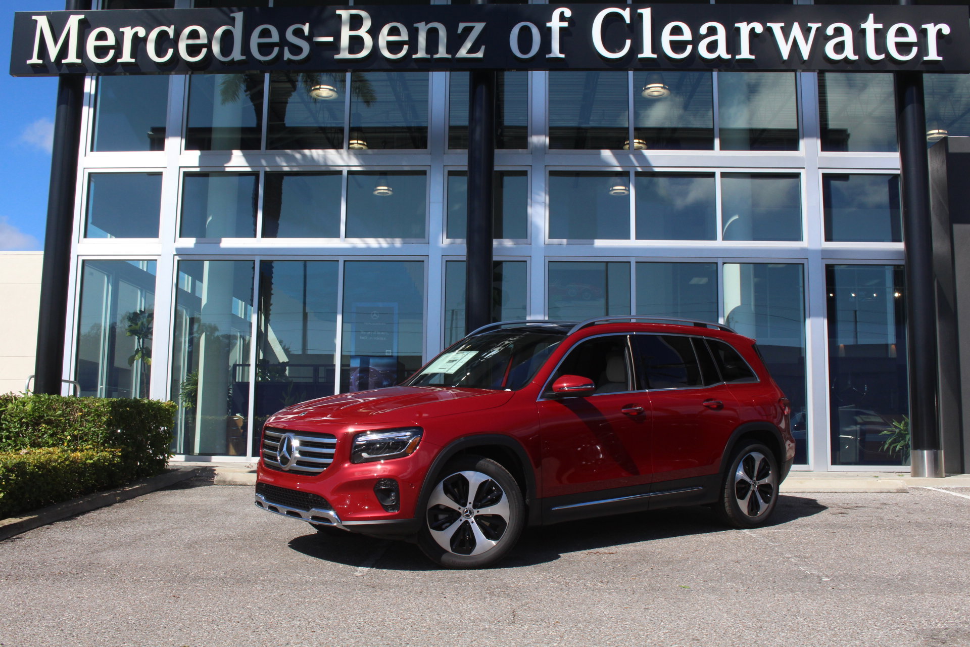 2026 Mercedes-Benz GLB GLB 250's photo