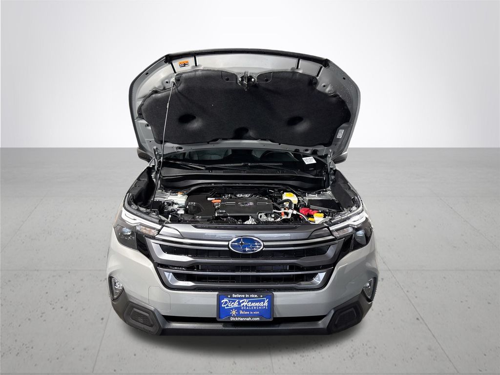 2025 Subaru Forester Premium photo 23