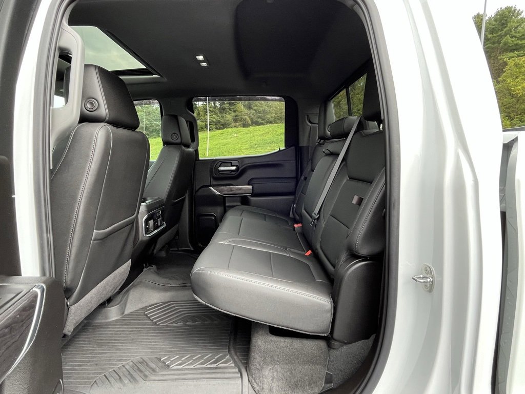 2021 Chevrolet Silverado 1500 LTZ photo 3